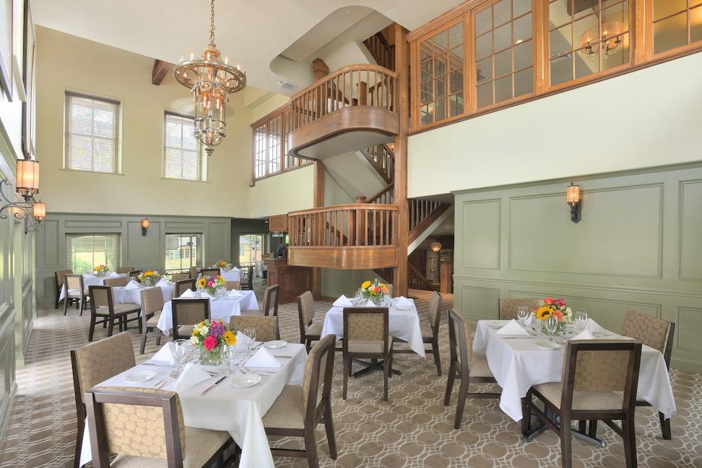 Lambertville Station Restaurant and Inn photo 16
