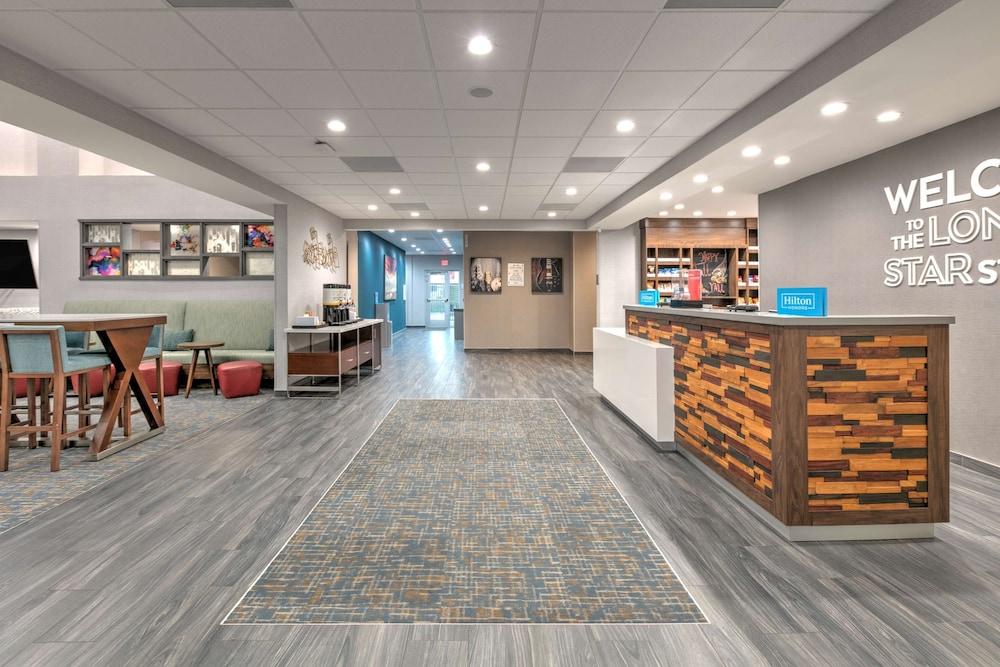 Hampton Inn & Suites Port Lavaca photo 3