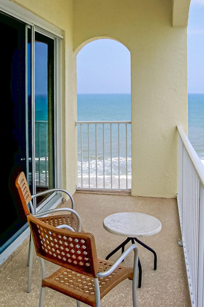 Hilton Vacation Club The Cove on Ormond Beach photo 10