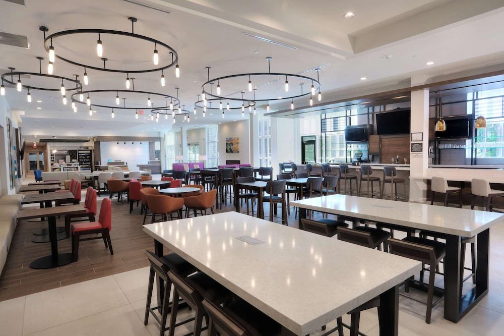 Hilton Garden Inn Bel Air photo 65