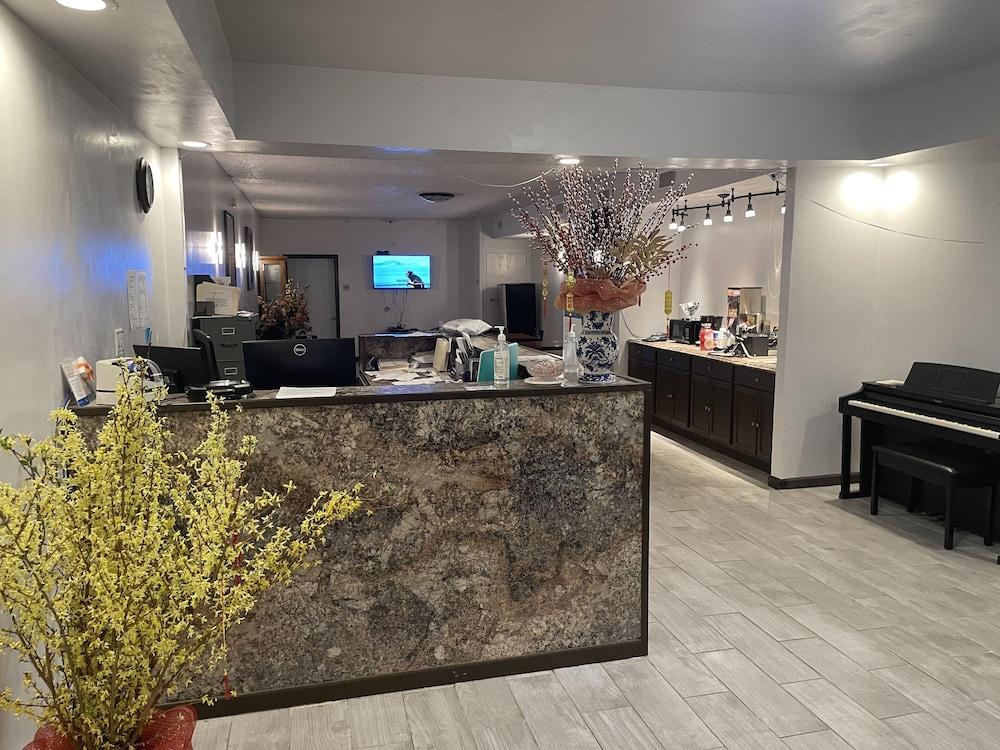 Sky Inn photo 3