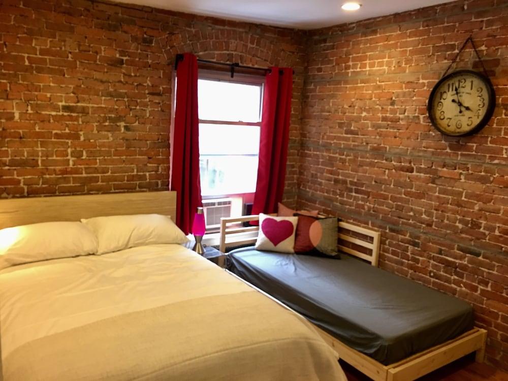The Nomad Suites & Apartments photo 5