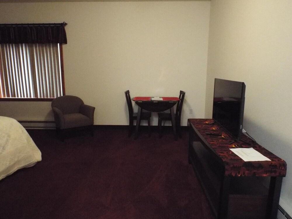 Greenwood Village Inn & Suites photo 13