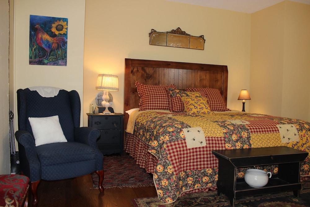 Pikk's Inn photo 22