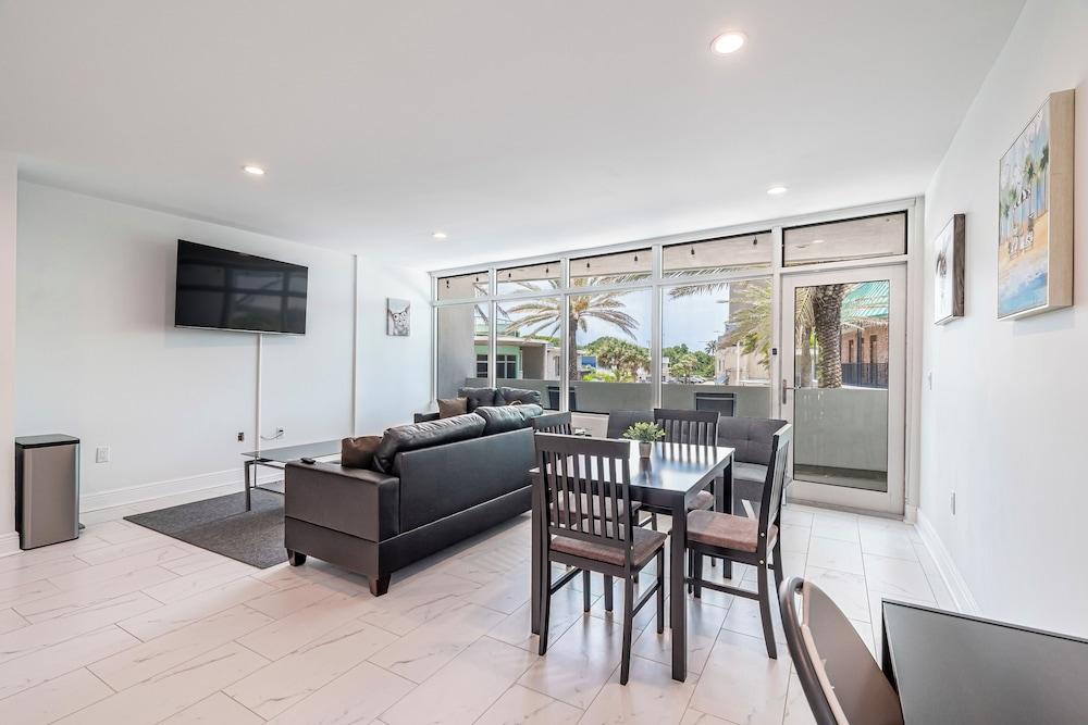 BeachSide 9th Residences photo 85