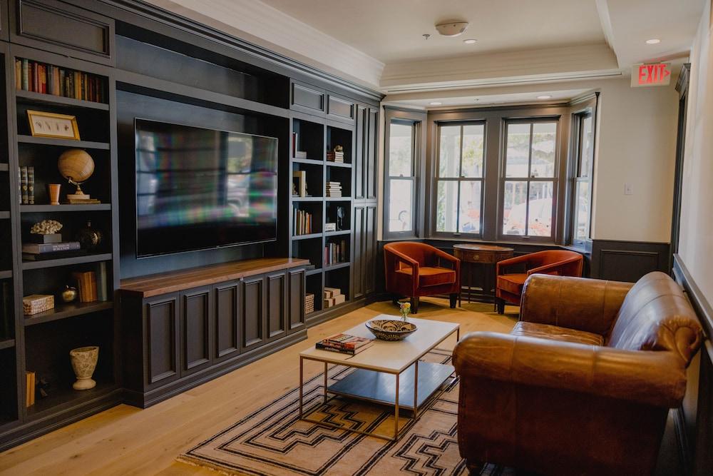 Fess Parker Wine Country Inn photo 37