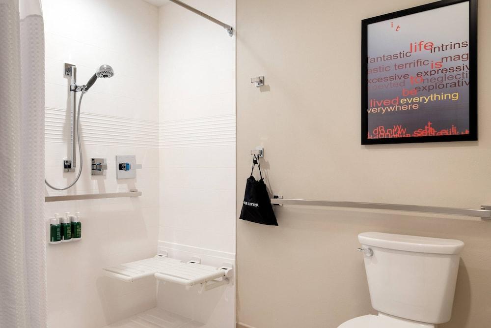TownePlace Suites by Marriott Logan photo 14