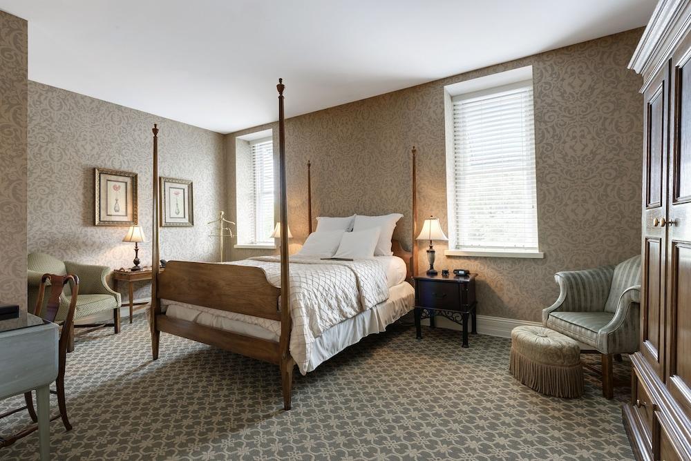 Nicollet Island Inn photo 6