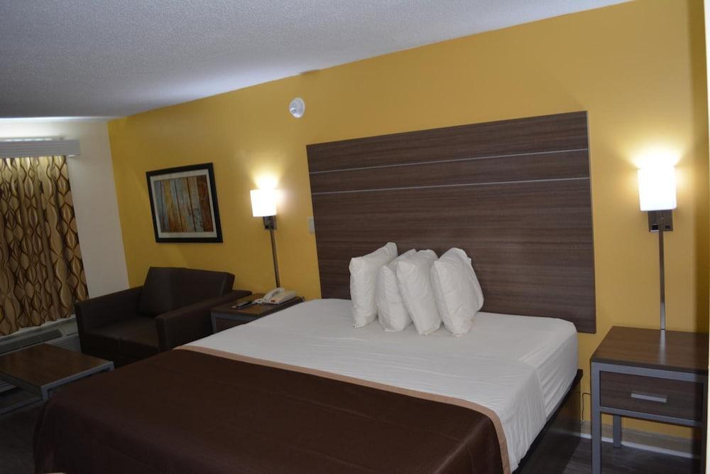 Southern Inn Lumberton photo 40