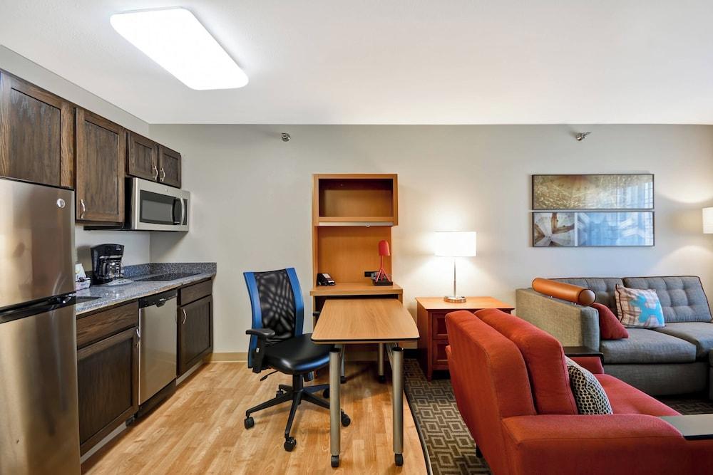TownePlace Suites by Marriott Sioux Falls photo 33