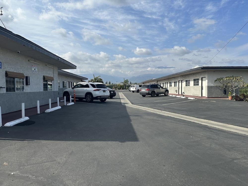 Rancho Motel photo 1