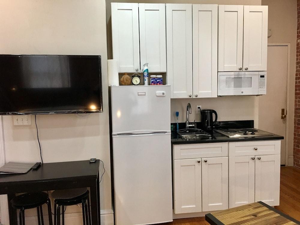 The Nomad Suites & Apartments photo 28