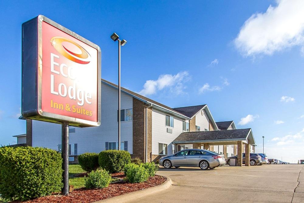 Econo Lodge Inn & Suites Pekin - Peoria Area — hotel in Pekin