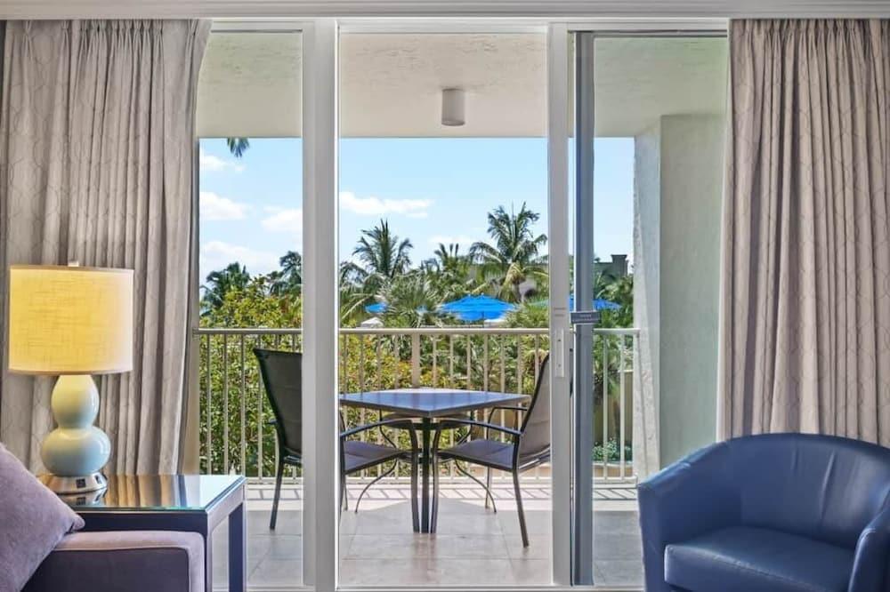Marco Beach Ocean Suites photo 26