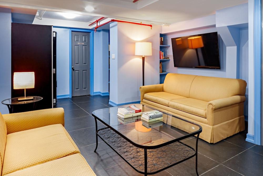 Central Park West Hostel photo 33