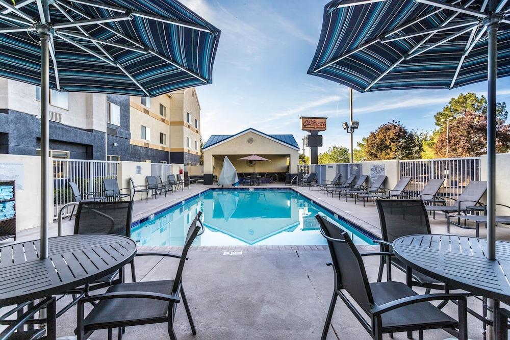 Fairfield Inn by Marriott St. George photo 18