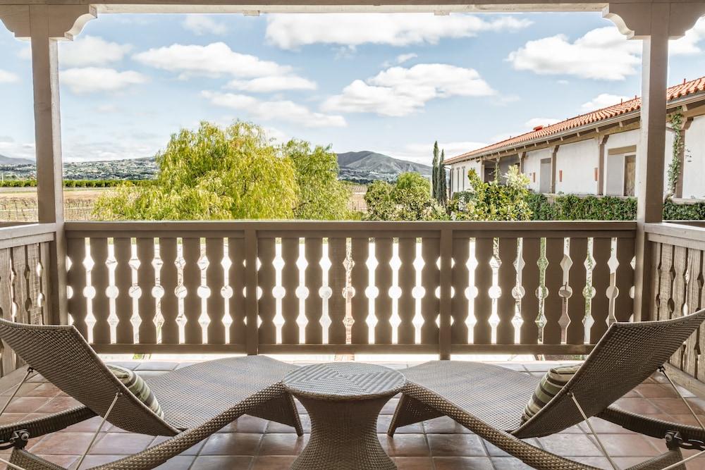 Ponte Vineyard Inn photo 11