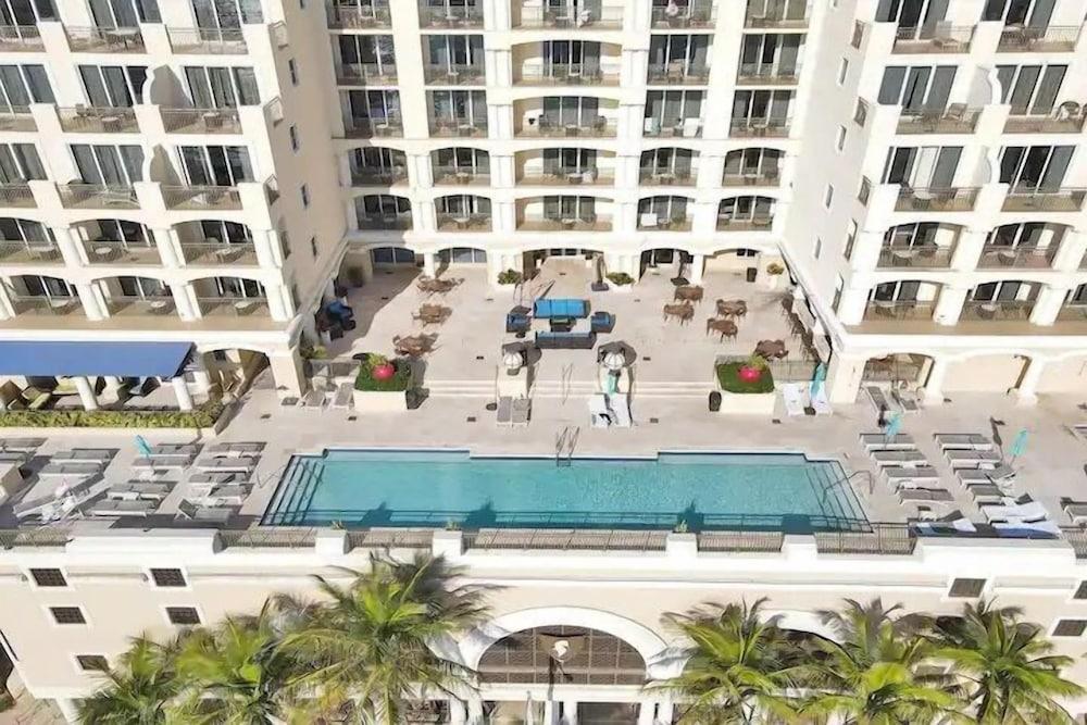 Private Residences at the Atlantic Resort and Spa photo 16
