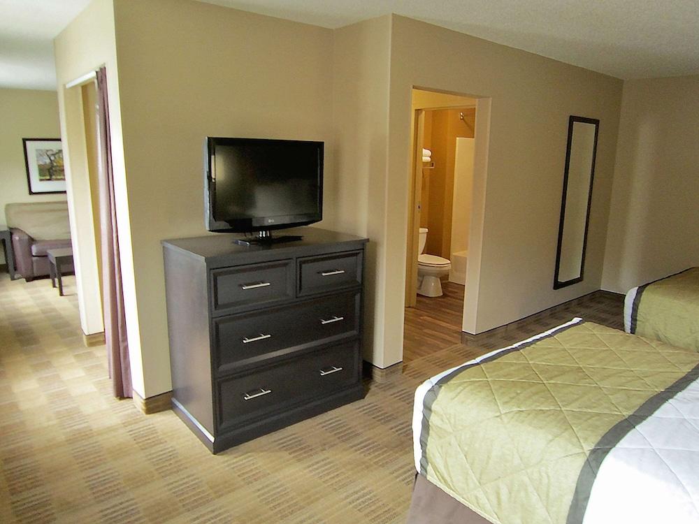 Extended Stay America Suites Boston Westborough East Main St photo 13