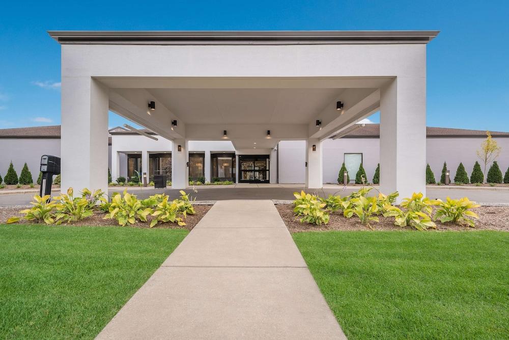 Sonesta Select Detroit Auburn Hills photo 42