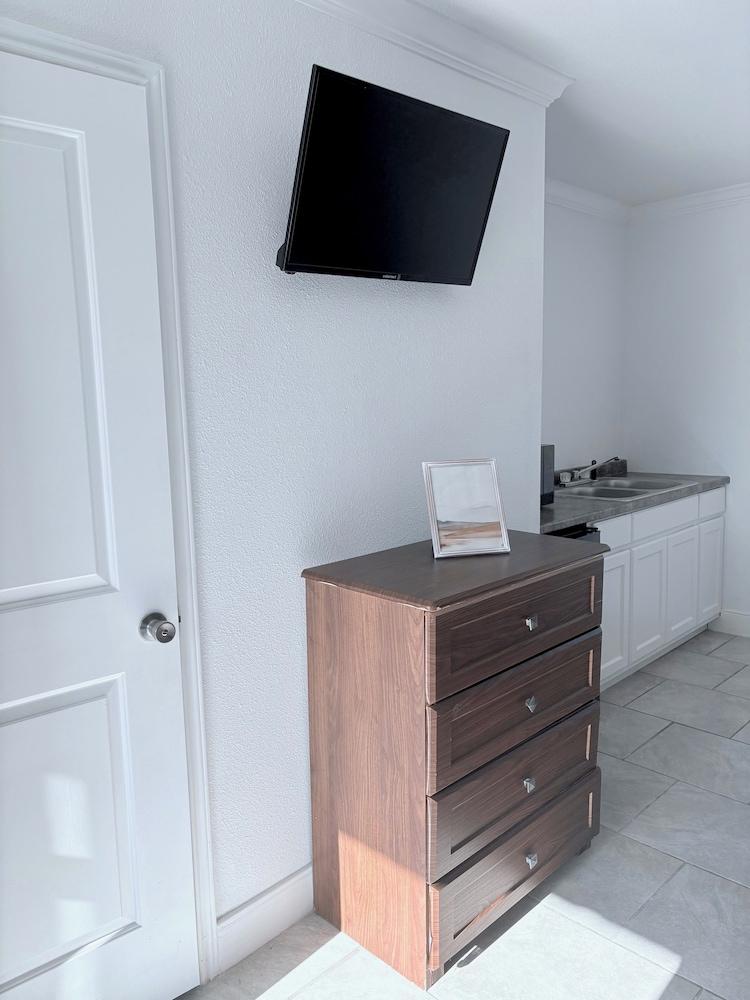 Aransas Beach Extended Stay photo 15