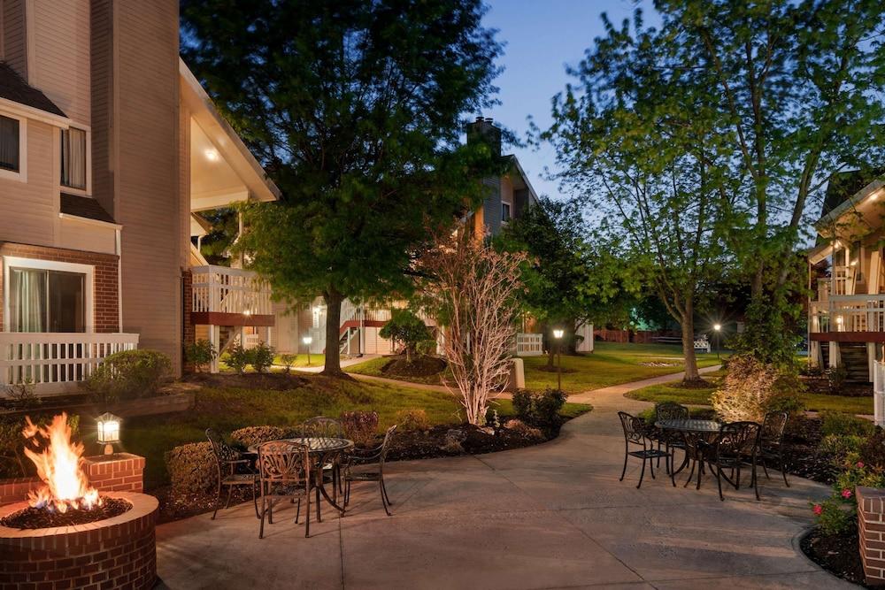 Hawthorn Suites by Wyndham Tinton Falls photo 23