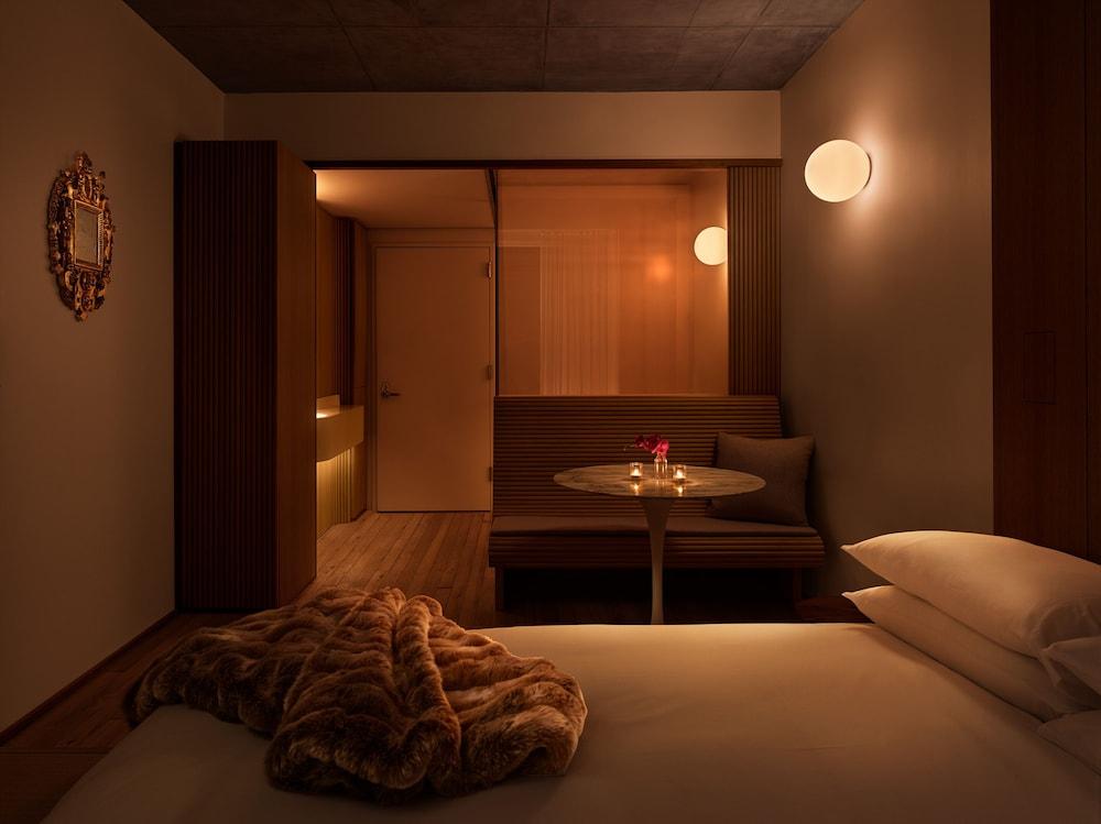 PUBLIC, an Ian Schrager hotel photo 22
