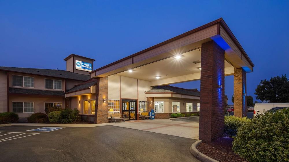 Best Western Rama Inn photo 1