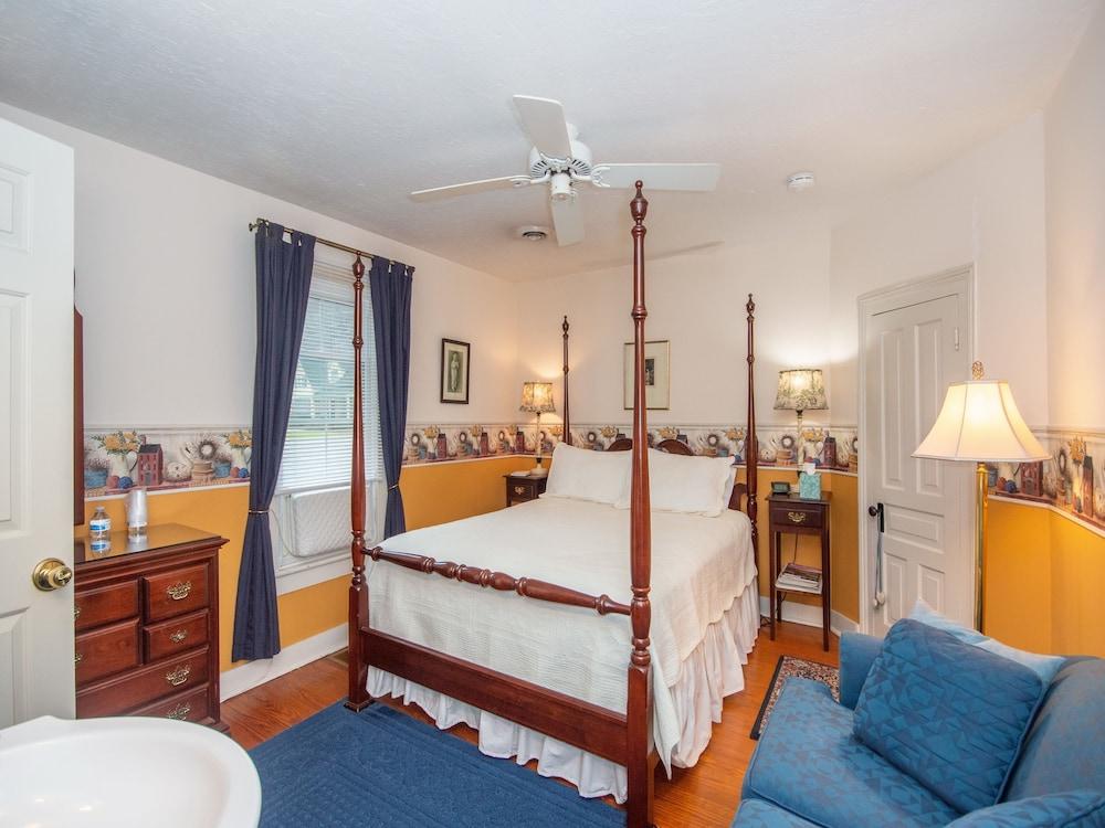 Terrell House B&B photo 2