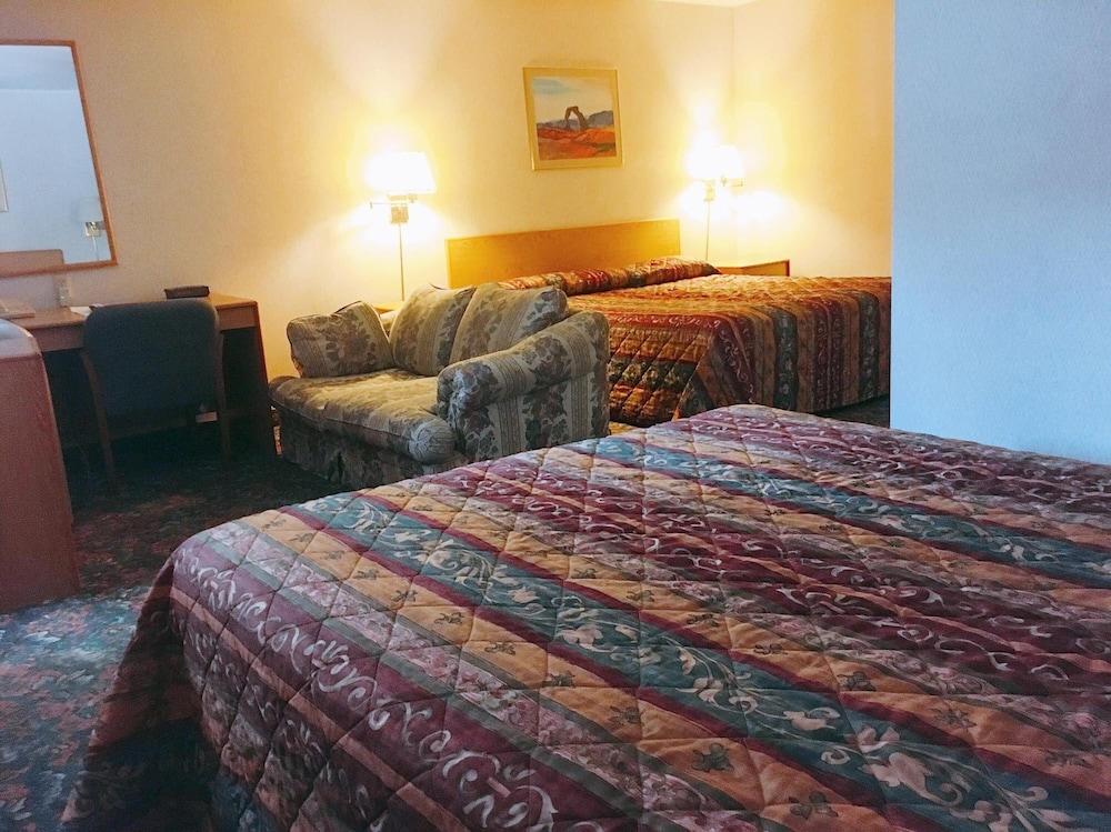 Appletree Inn photo 14