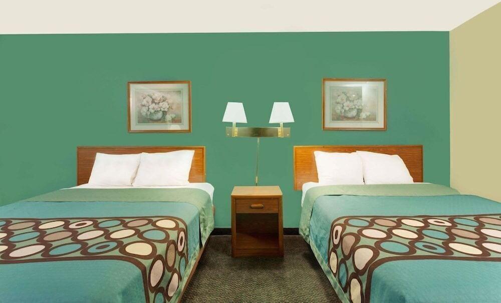 Super Inn photo 19