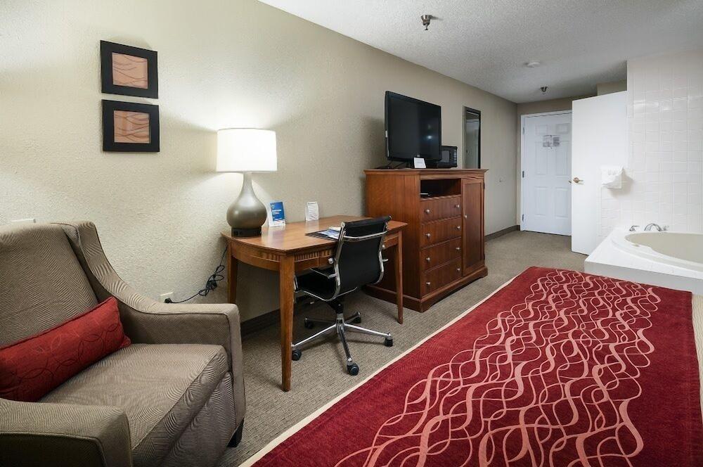 Spark by Hilton Muskogee photo 5