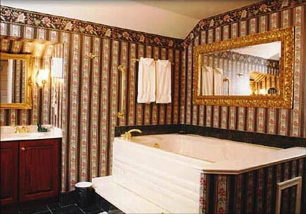 Bavarian Inn photo 16