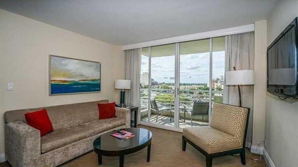 Luxury Hotel GalleryOne by The Sea-Fort Lauderdale photo 3