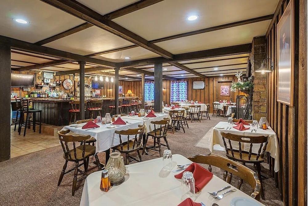 Cascade Inn photo 13