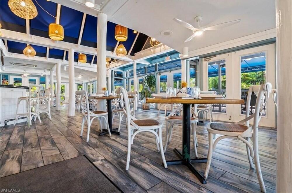 Park Shore Resort photo 54