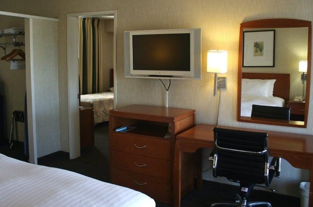 Vagabond Inn Los Angeles at USC photo 10