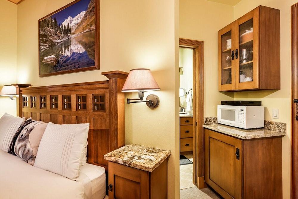 Independence Square Lodge by Frias photo 49