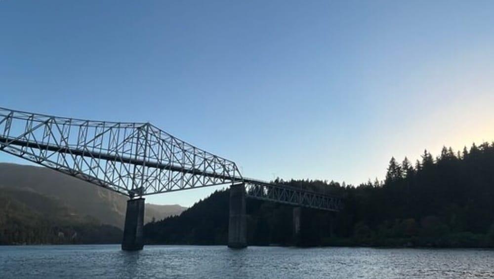 Bridge of The Gods photo 8