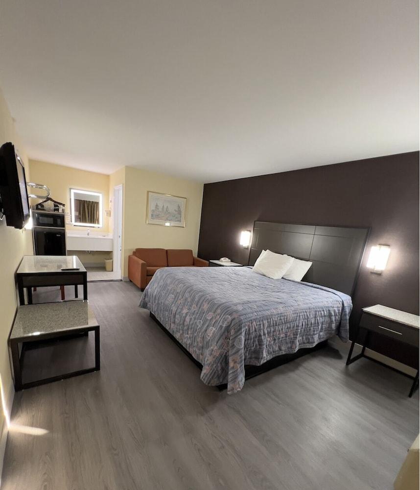 Travel Inn photo 12