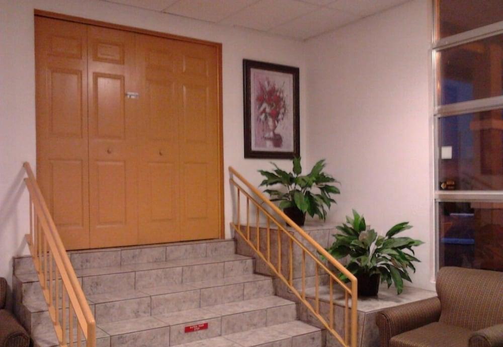 Welcome Inn and Suites photo 8