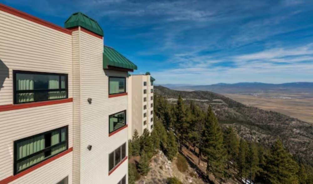 The Ridge at Lake Tahoe photo 1