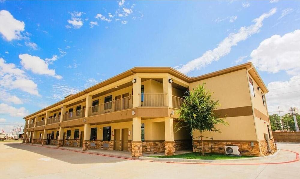 Palace Inn Conroe photo 15