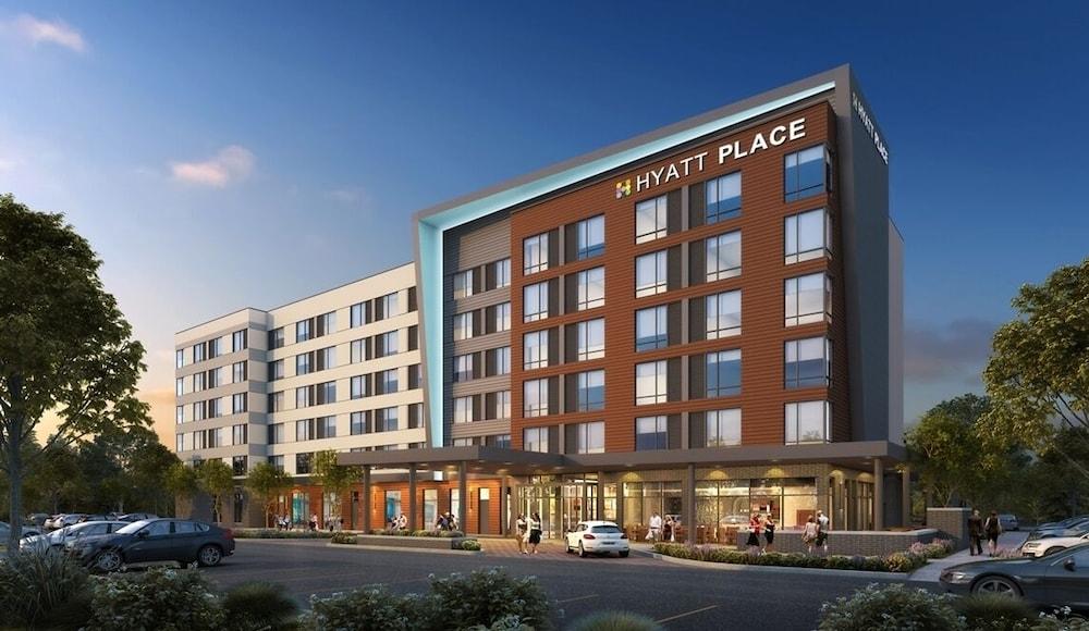Hyatt Place Jackson/West Tennessee photo 2