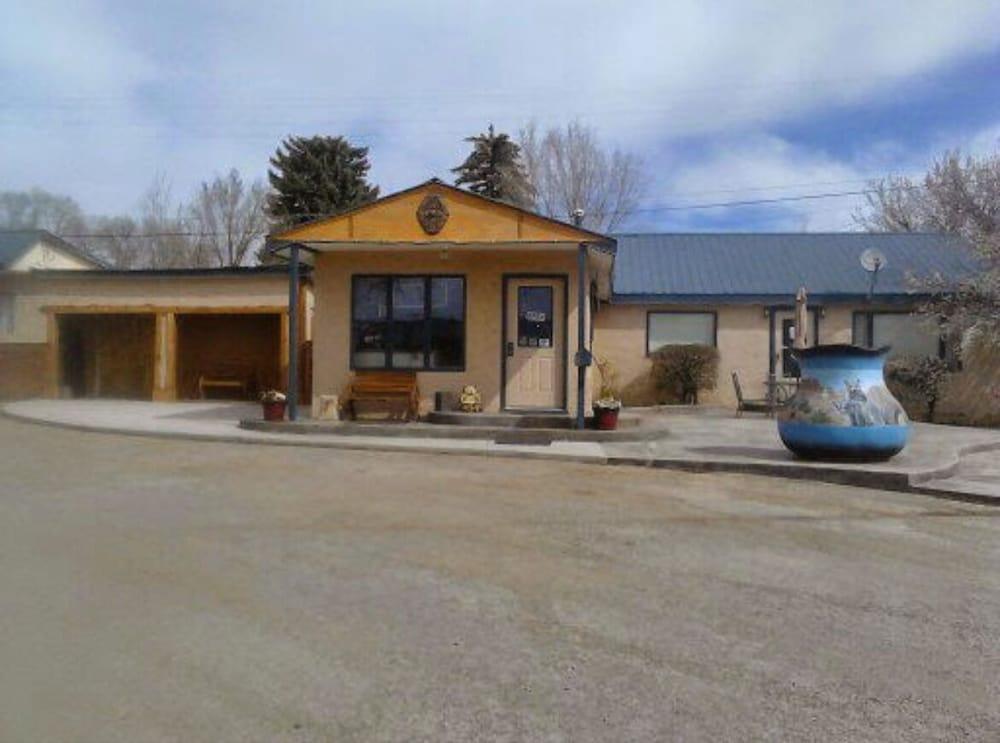Sleeping Ute Mountain Motel photo 12