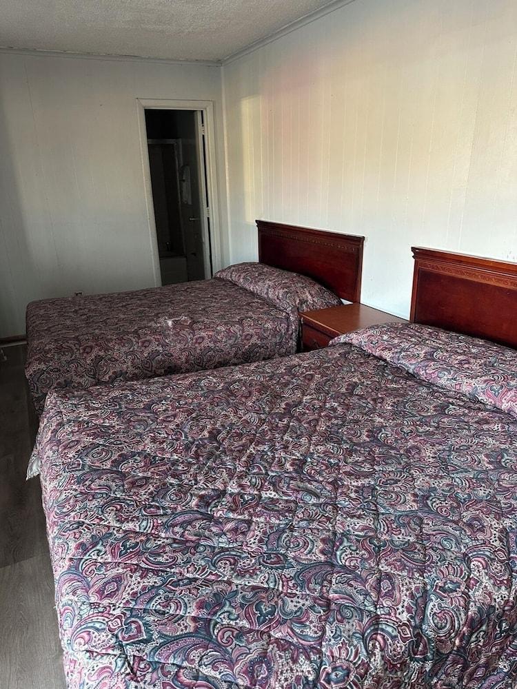 Travel Inn photo 13