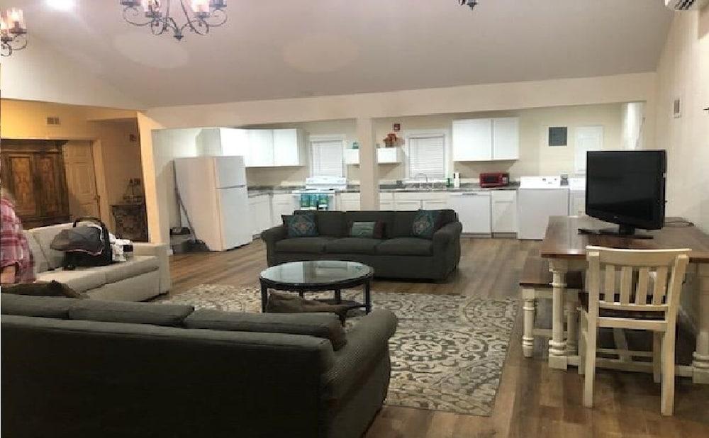 Branson King Resort and Suites photo 18