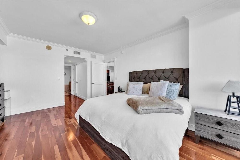 South City Suites photo 9