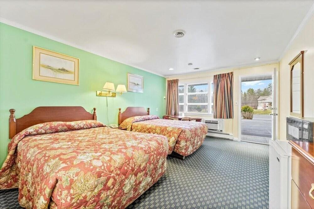 Top Hill Motel photo 10