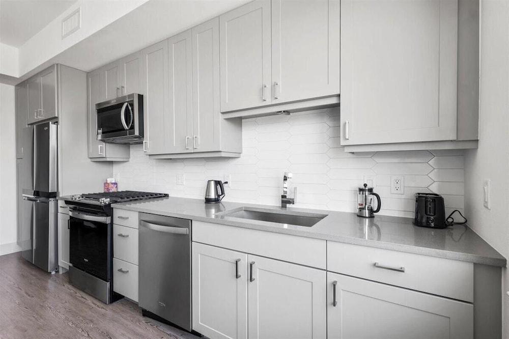 Heart of Austin Suites photo 5